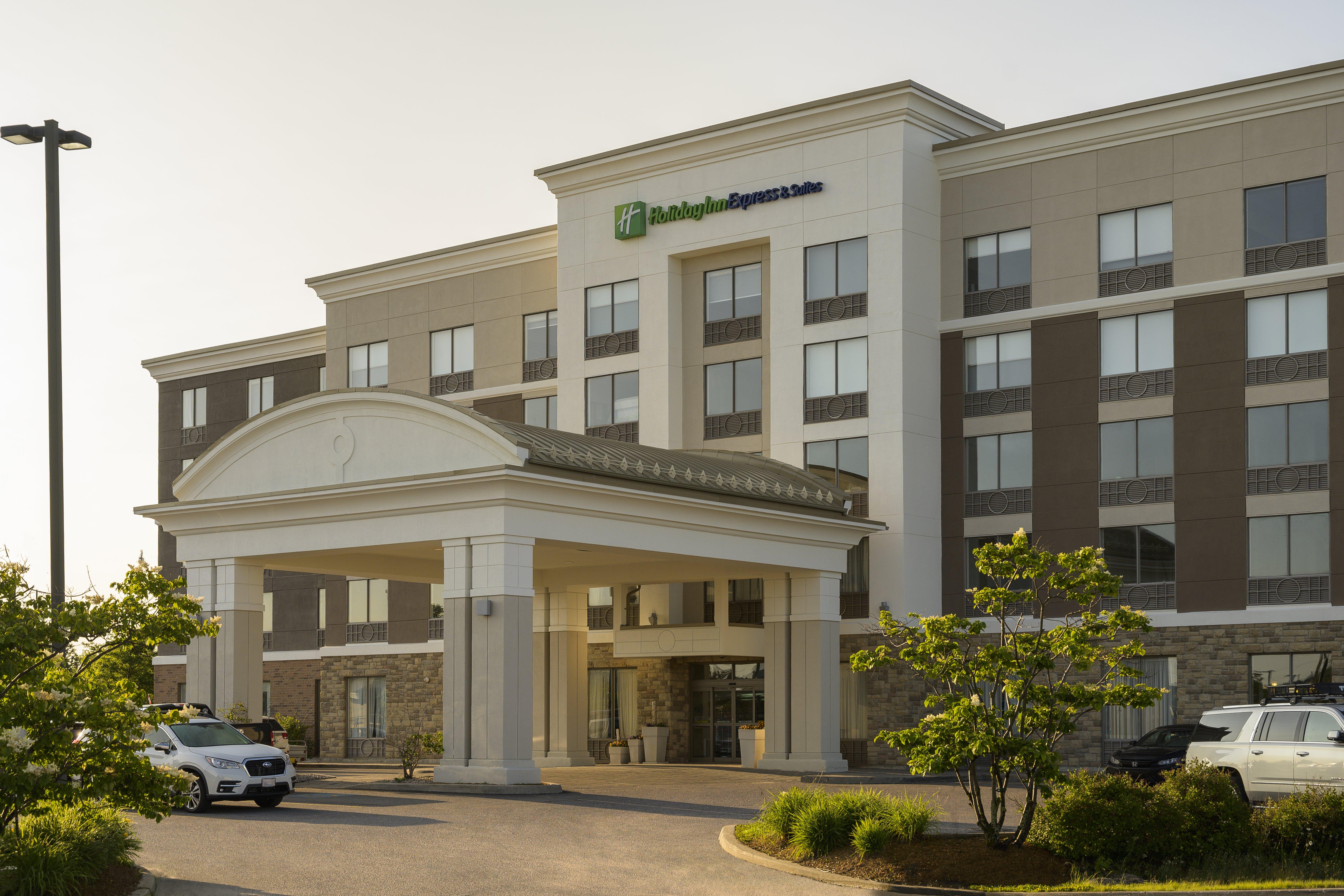 Holiday Inn Express Hotel & Suites North Bay By Ihg Bagian luar foto