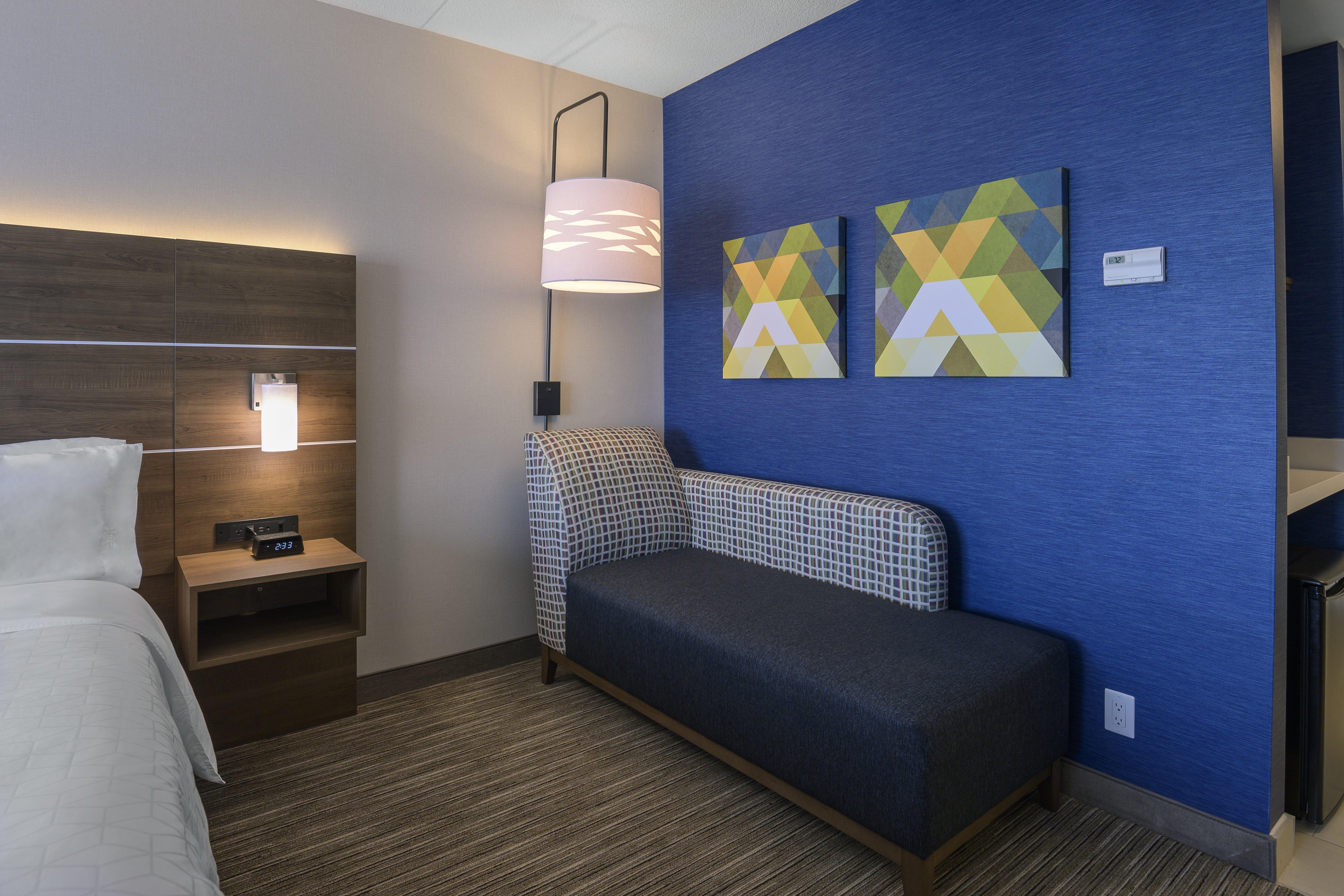 Holiday Inn Express Hotel & Suites North Bay By Ihg Bagian luar foto