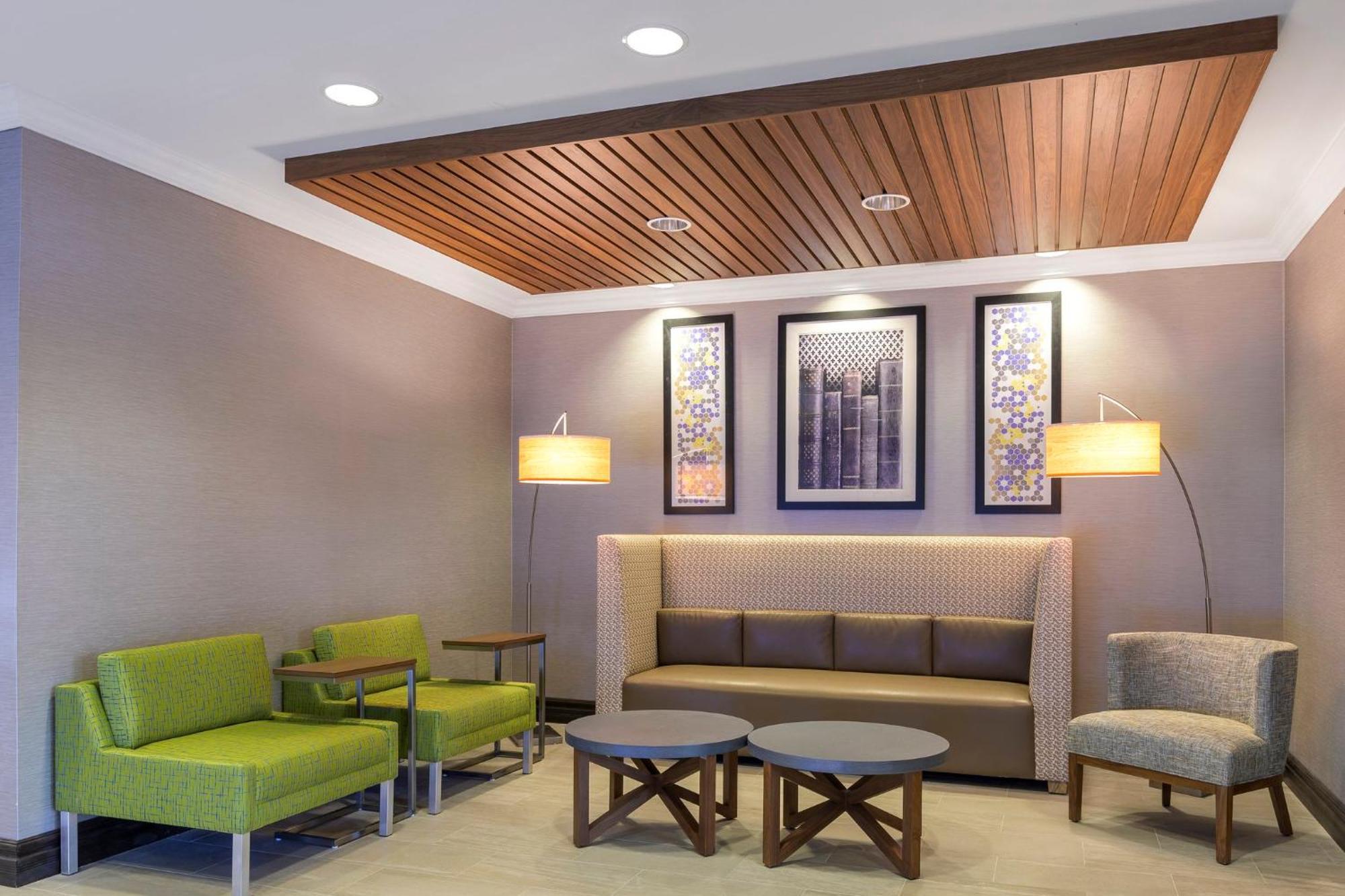 Holiday Inn Express Hotel & Suites North Bay By Ihg Bagian luar foto