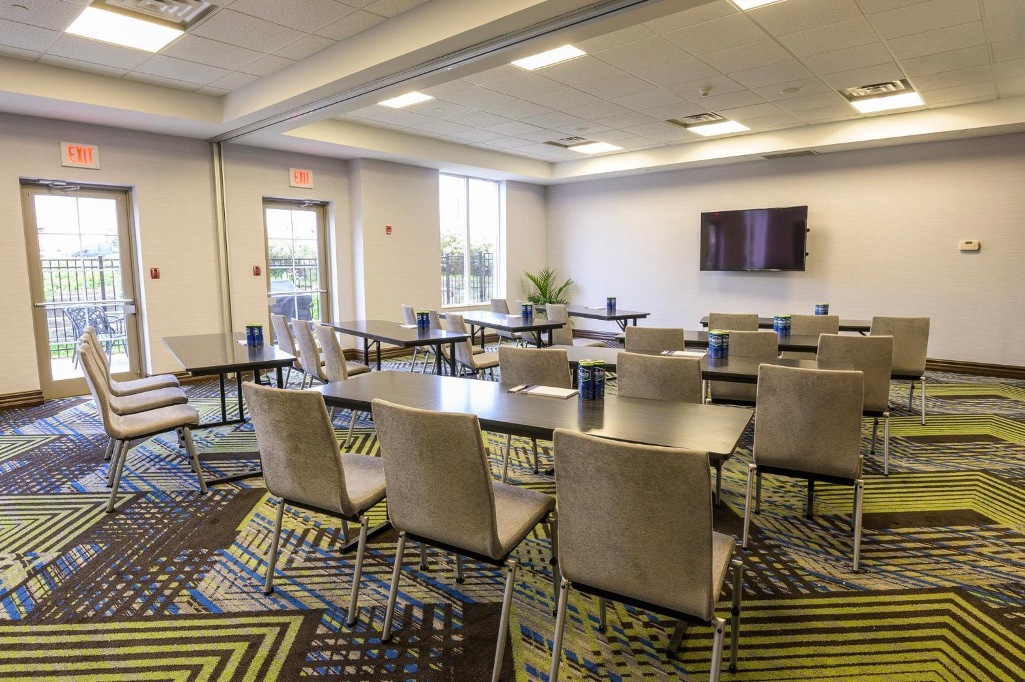 Holiday Inn Express Hotel & Suites North Bay By Ihg Bagian luar foto